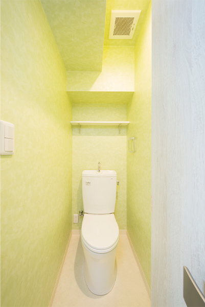 トイレの壁紙 張り替えた方がいい 写真付き事例あり リノベーション リフォームなら株式会社パラヴィへ 埼玉県 東京都